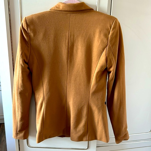 Vero Moda Camel Blazer - Picture 4 of 4